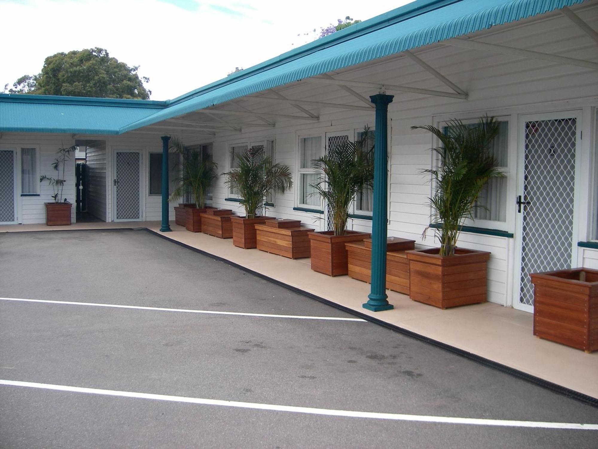 Bali Hi Motel Tuncurry Buitenkant foto
