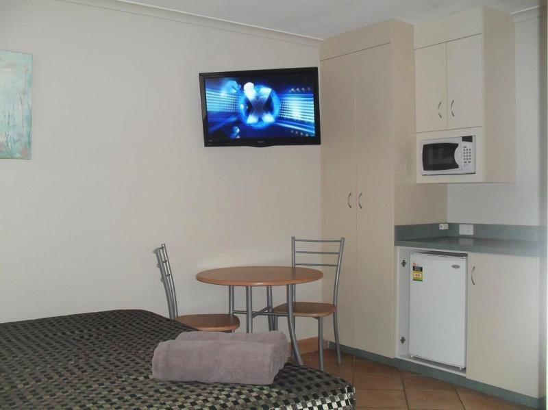 Bali Hi Motel Tuncurry Buitenkant foto