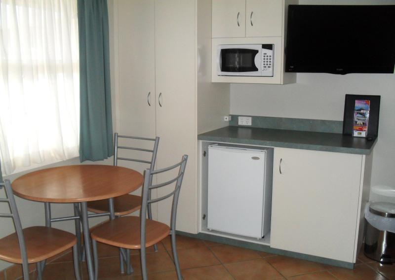 Bali Hi Motel Tuncurry Buitenkant foto