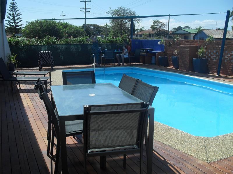 Bali Hi Motel Tuncurry Buitenkant foto