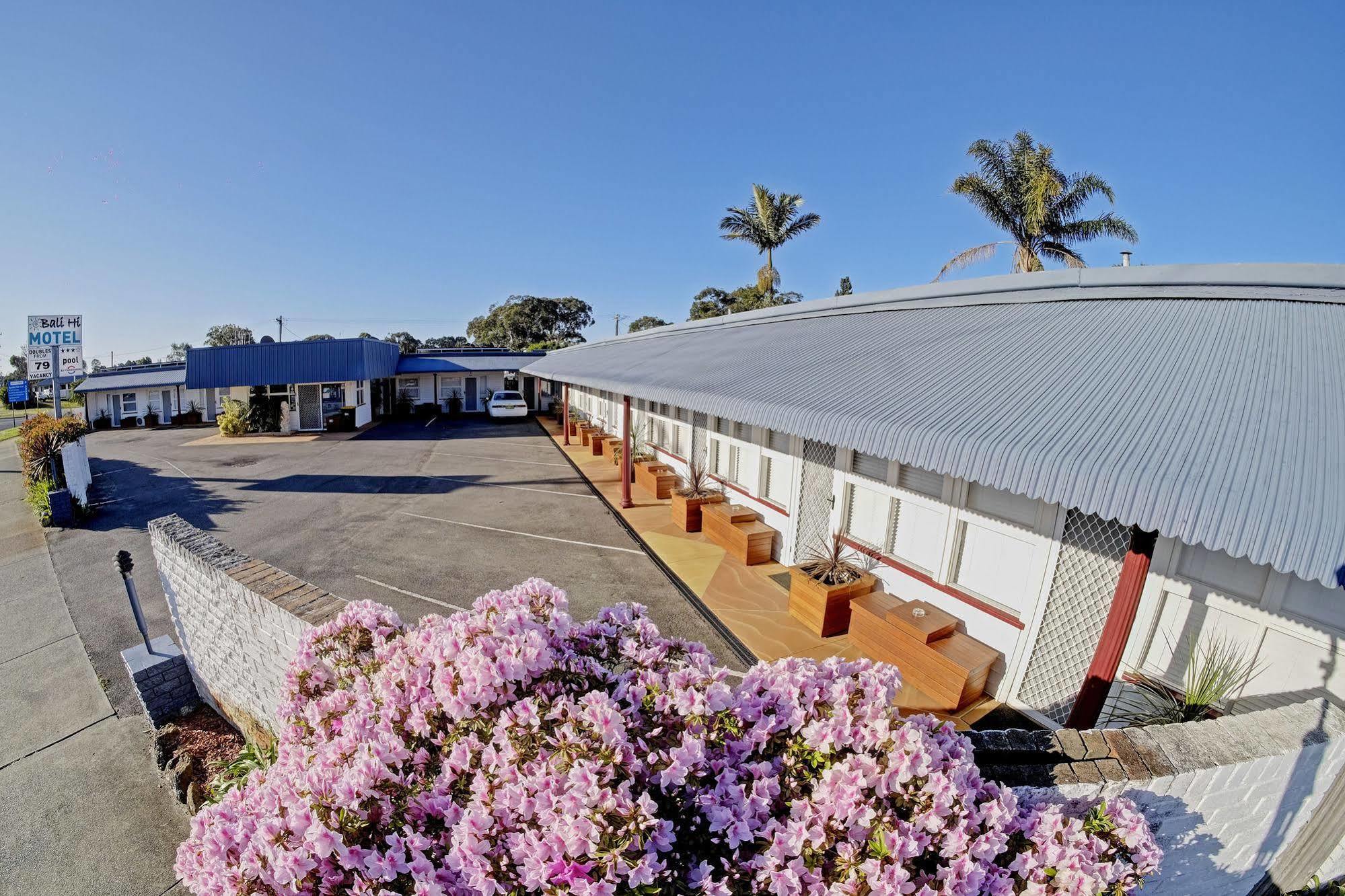 Bali Hi Motel Tuncurry Buitenkant foto